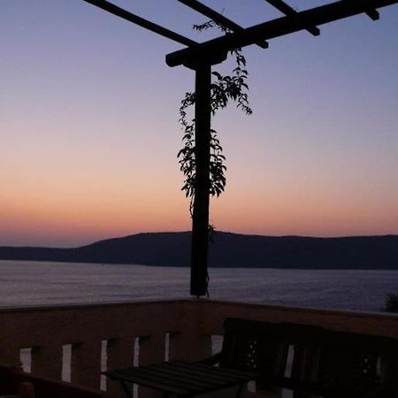 Villa With Breathtaking Views And Private Beach Ájosz Dimítriosz Kültér fotó